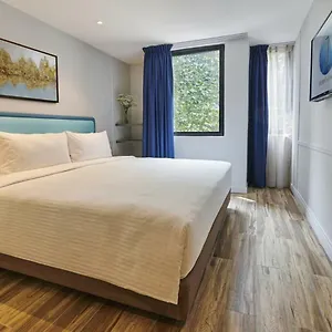 J-hotel By Dorsett **** Куала-Лумпур